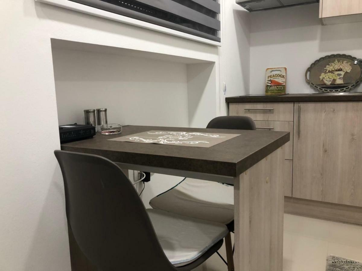 Studio Apartment In Old Town- With Parking Mostar Dış mekan fotoğraf